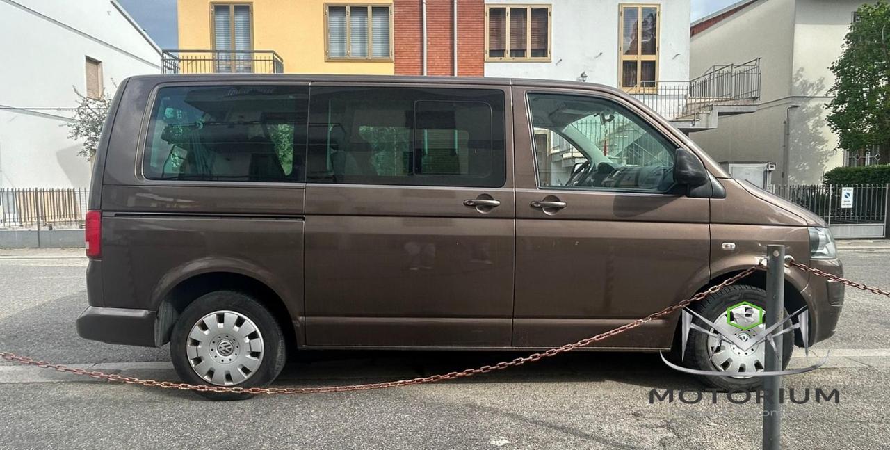 Volkswagen T5 Caravelle