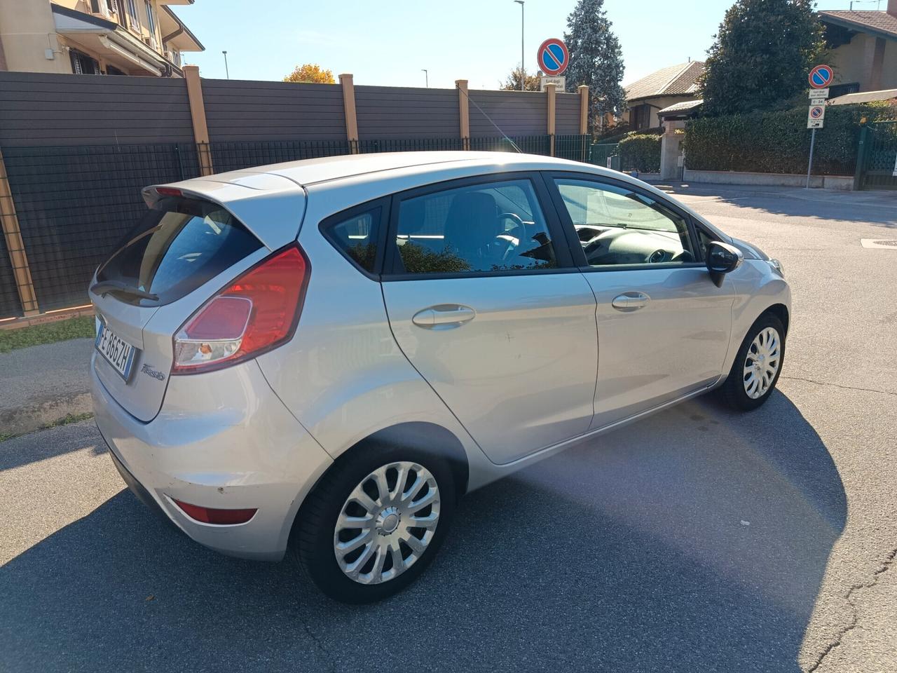 Ford Fiesta 1.5 TDCi 75CV 5 porte Business UNICO PROPRIETARIO.