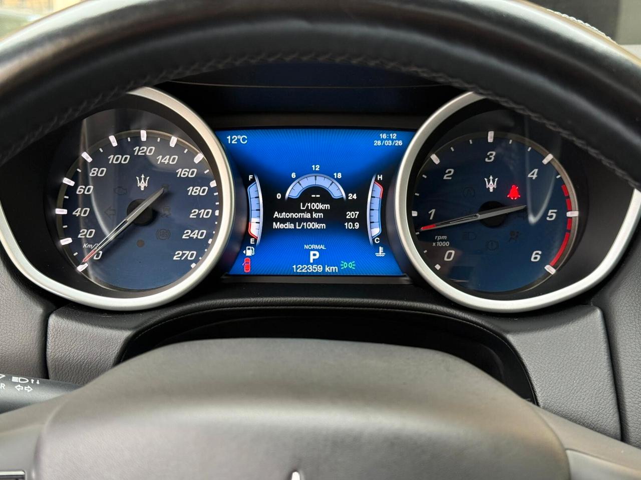 Maserati Ghibli V6 Diesel 275 CV Gransport Nerissimo