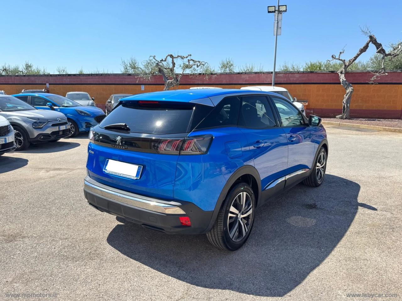PEUGEOT 3008 ALLURE EAT8 1.5 BLUEHDI 130CV AUTOMATICA