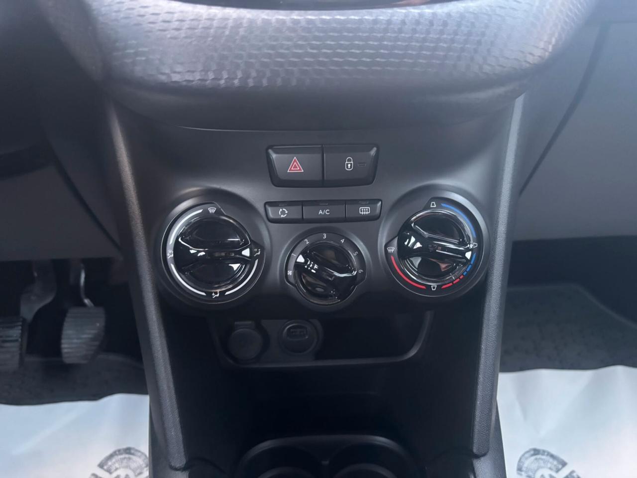 Peugeot 208 PureTech 82 5 porte Allure