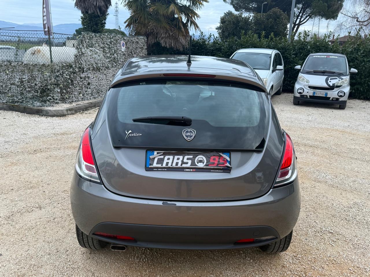Lancia Ypsilon 1.2 69 CV 5 porte Gold