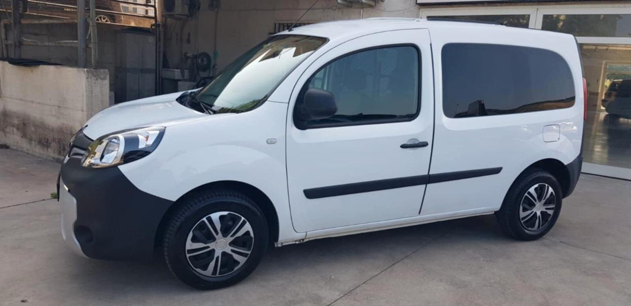 RENAULT KANGOO 1.5 DCI 110CV MAXI