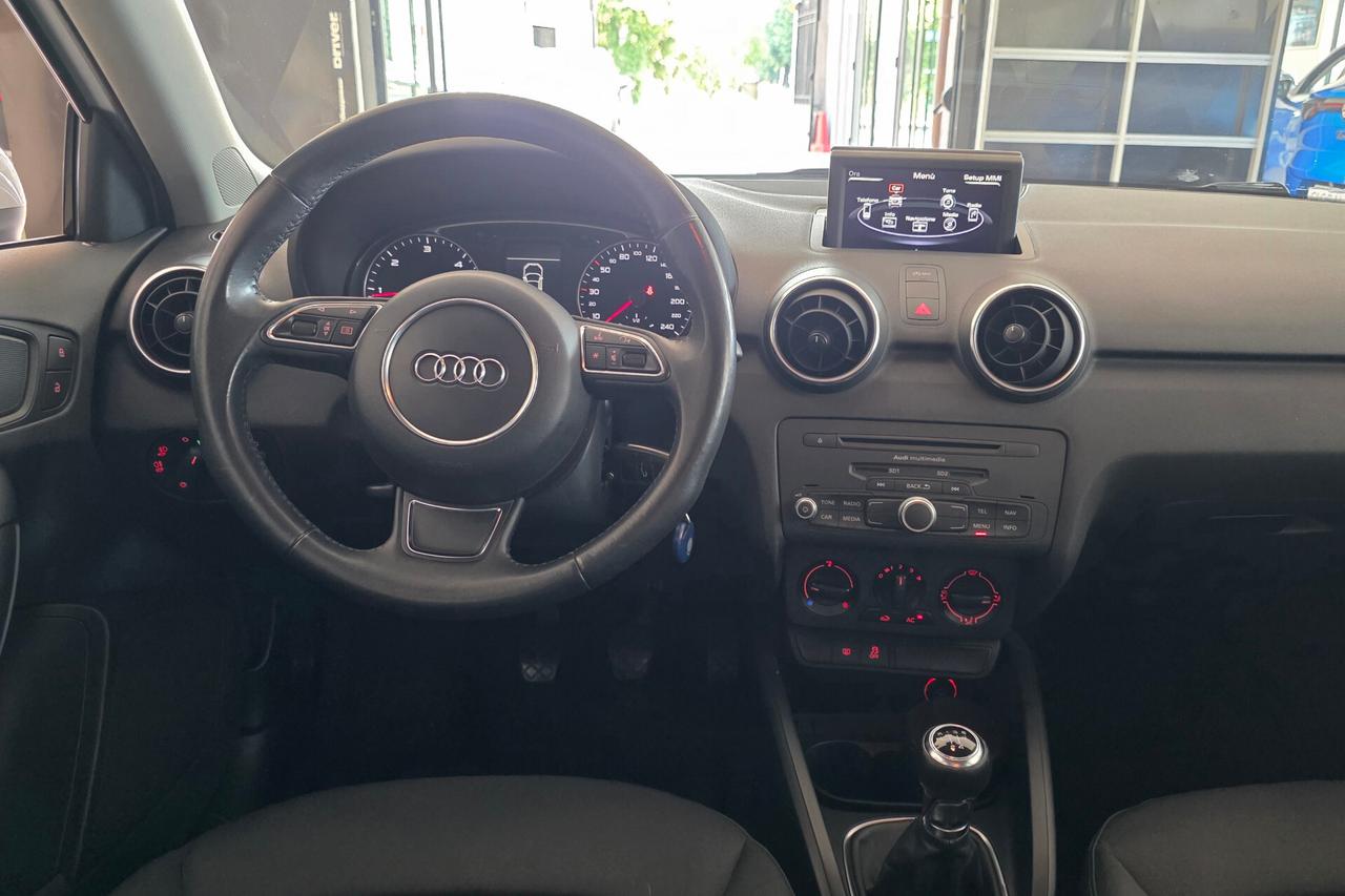 Audi A1 1.6 TDI Attraction - Ok neopatentati