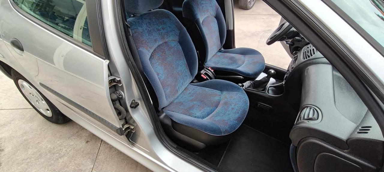 Peugeot 206 1.1 5p. "KM 54000"