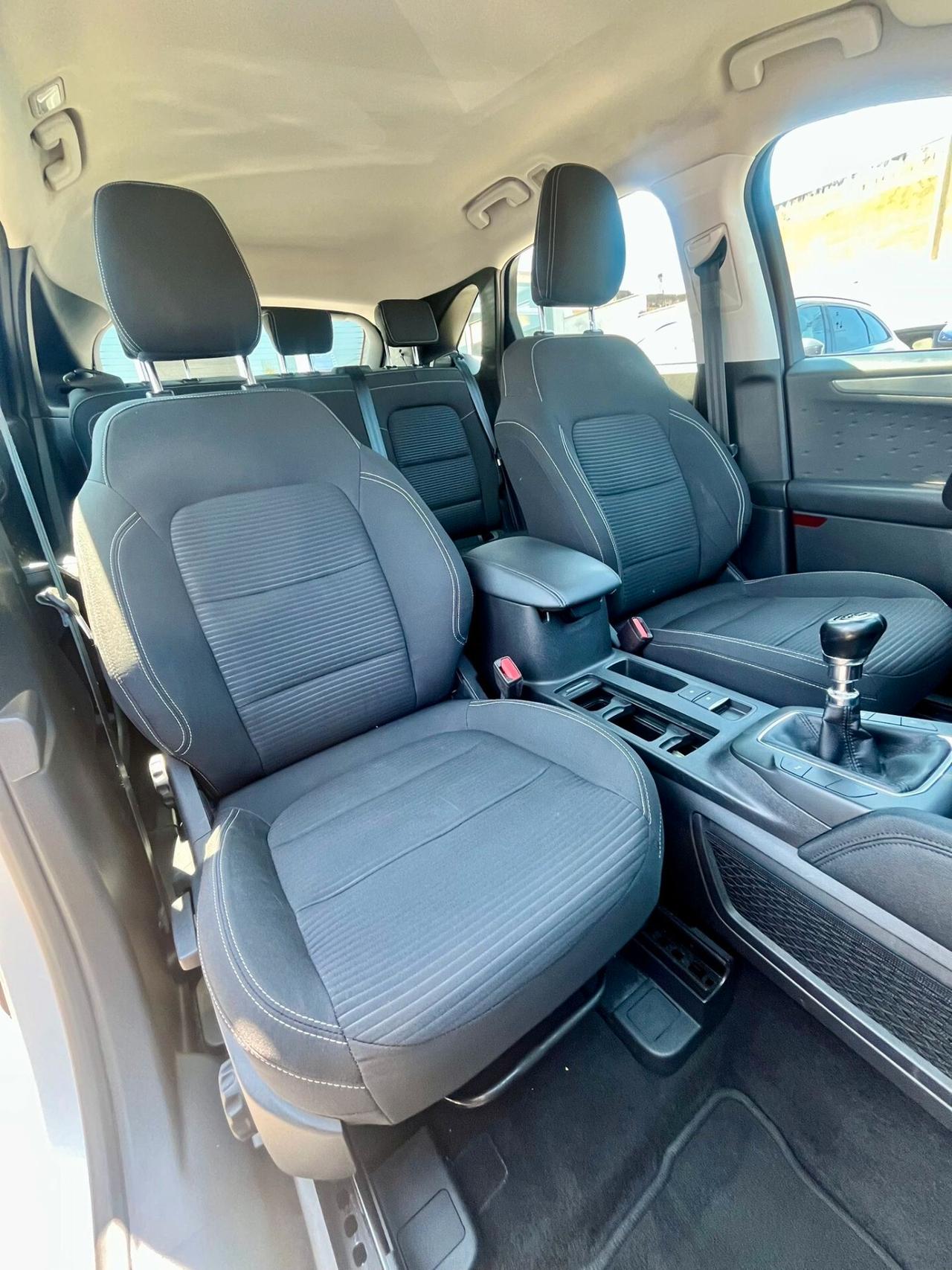 Ford Kuga 2.0 EcoBlue Hybrid 150 CV 2WD Titanium