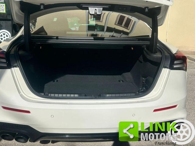 MASERATI Ghibli L4 330 CV MHEV Gransport