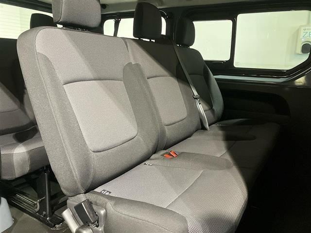 RENAULT Trafic passenger 2.0 Blue dci 110cv L1H1 Zen