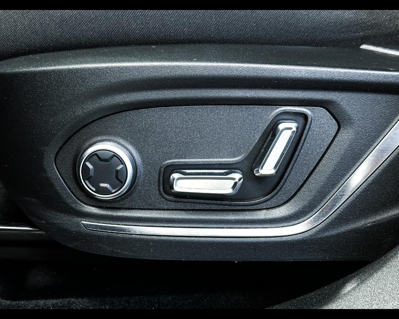 LYNK&CO 01 - 01 PHEV