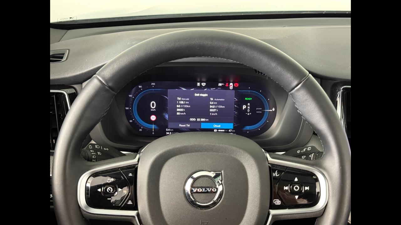 VOLVO XC60 II 2022 - XC60 2.0 t6 phev Plus Dark awd auto