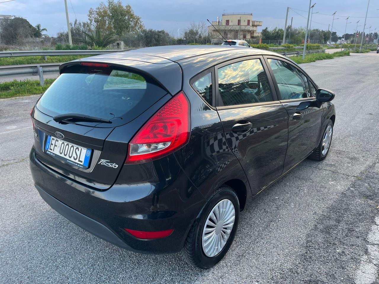 Ford Fiesta 1.4 TDCi 5p. 2011