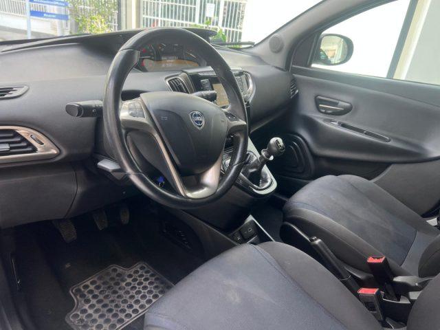 LANCIA Ypsilon 1.2 69 CV 5 porte Gold tua da ?99,00