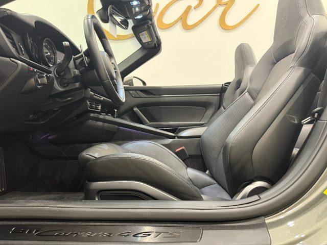 PORSCHE 992 Carrera 4 GTS Cabriolet