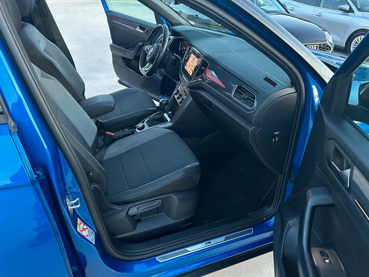 Volkswagen T-Roc 2.0 TDI 150CV DSG 4MOTION R-LINE