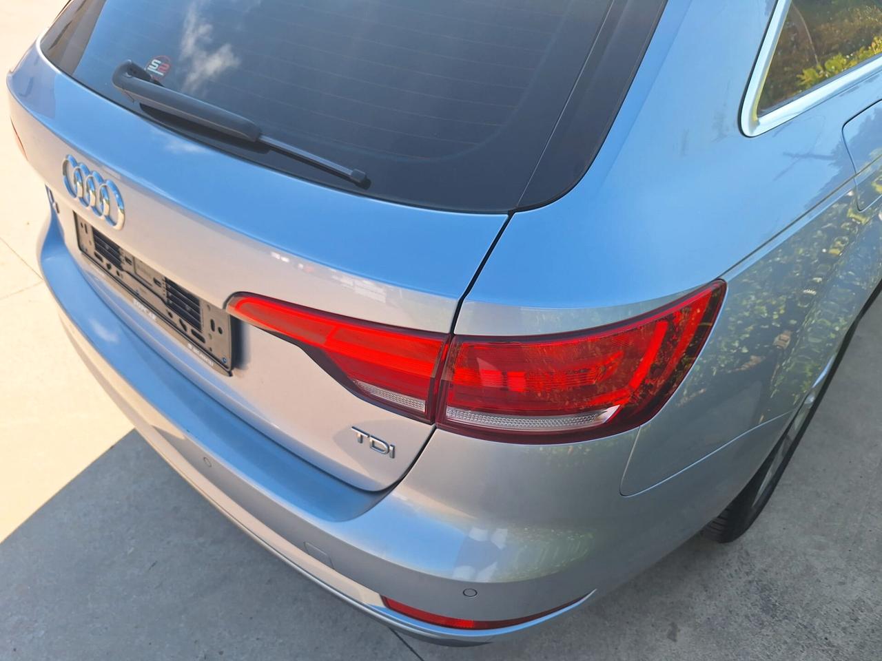 Audi A4 Avant 2.0 TDI 150 CV ultra Business Sport