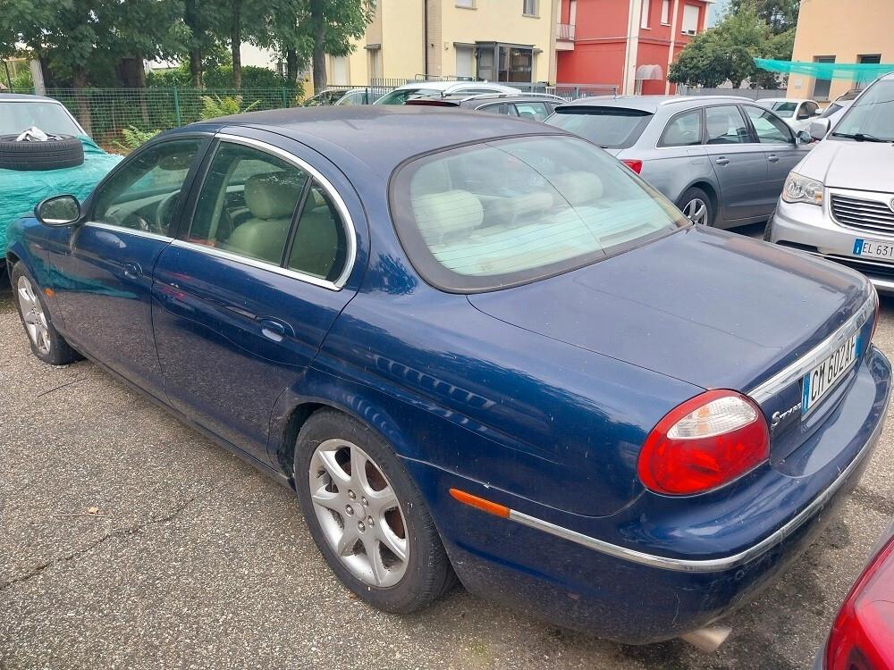 Jaguar S-Type 2.5 V6 cat Executive