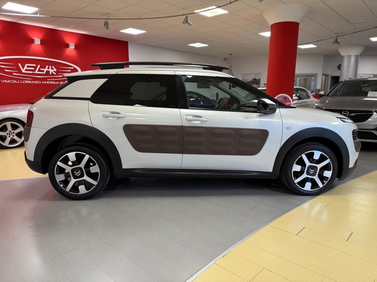 Citroen C4 Cactus 1.6 Hdi Shine NAVI LED CAMERA