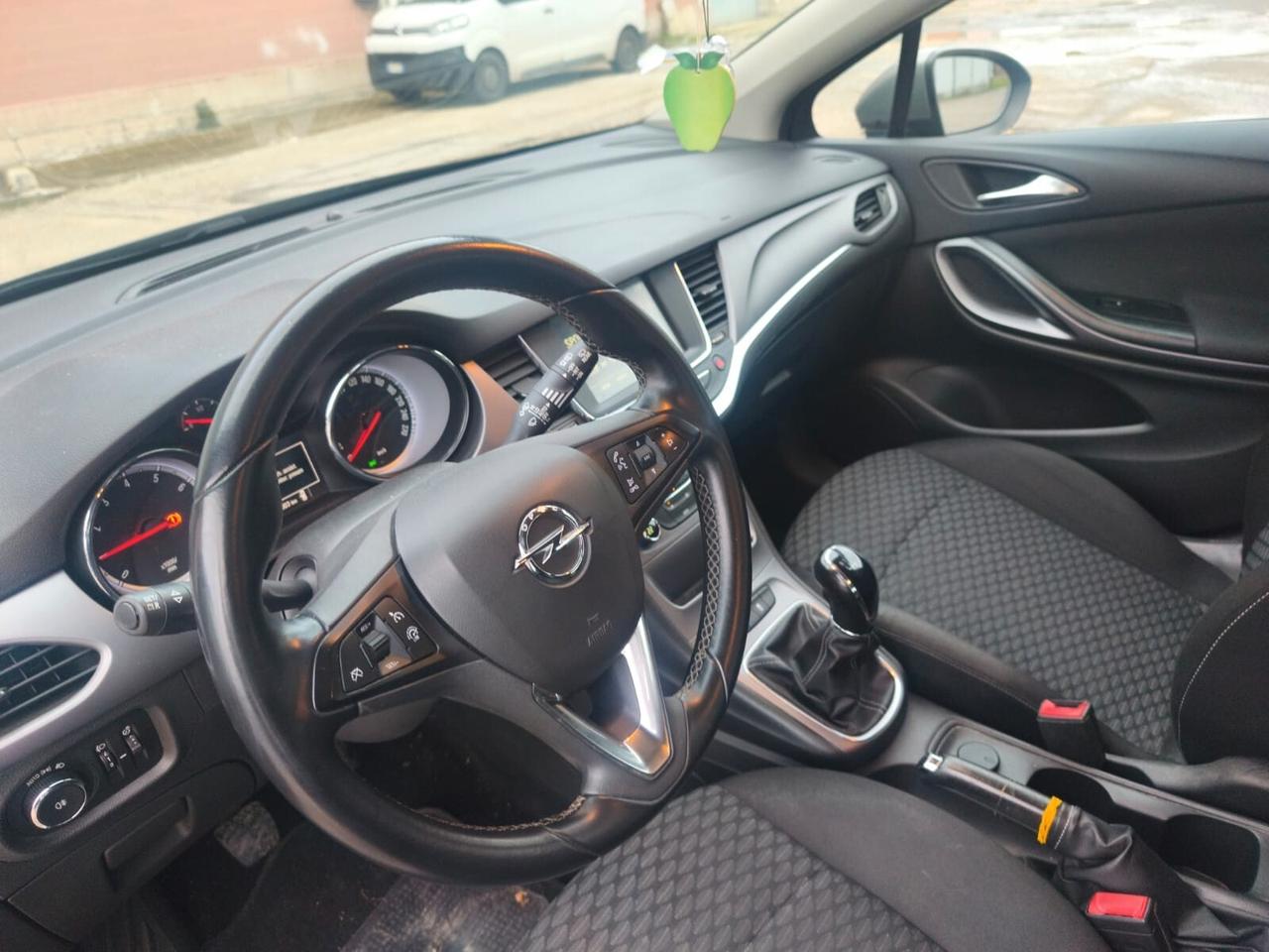 Opel Astra 2016---1.4 Benzina