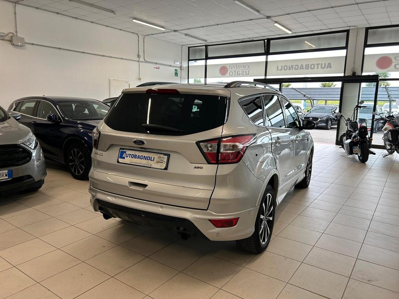 Ford Kuga ST-LINE 2.0 TDCI 4WD Powershift