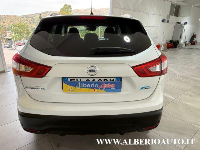 NISSAN Qashqai 1.5 dCi Acenta Premium 360°