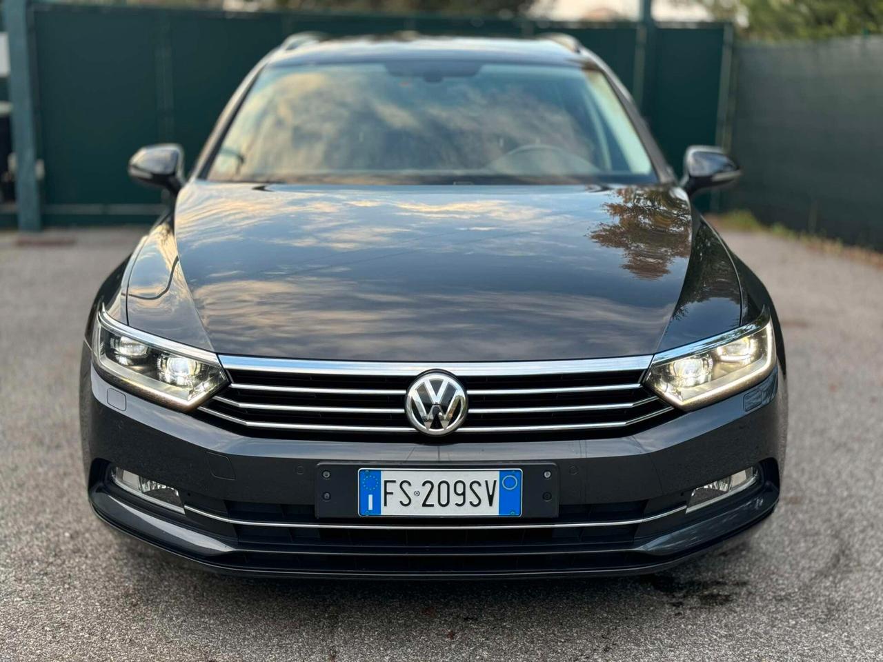 Volkswagen Passat Variant 1.6 TDI 120cv DSG BUSINESS BLUEMOTION TECH