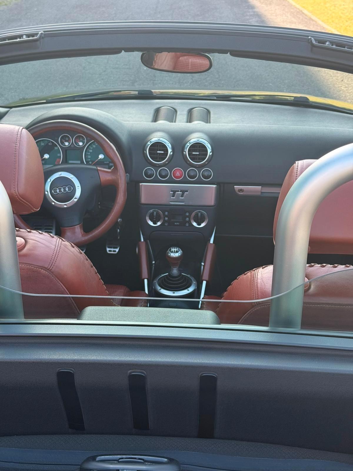 Audi TT Roadster 1.8 T 20V 179 CV cat