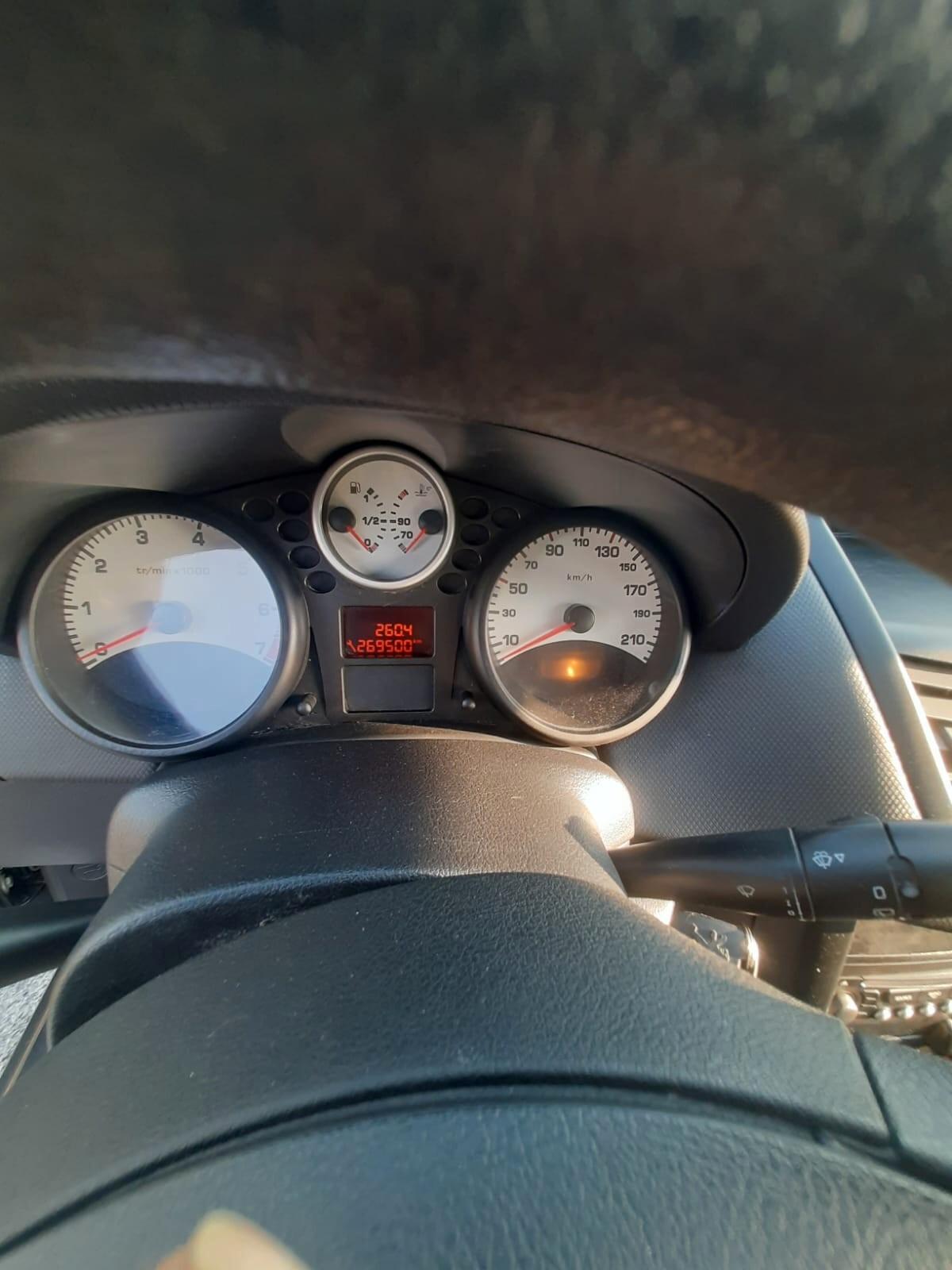 Peugeot 207 1.4 8V 75CV 5p. X Line ECO GPL