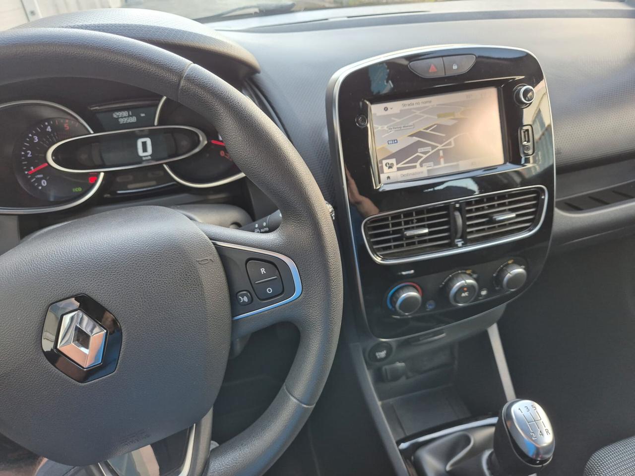 Renault Clio Sporter dCi 8V 90 CV Moschino Intens