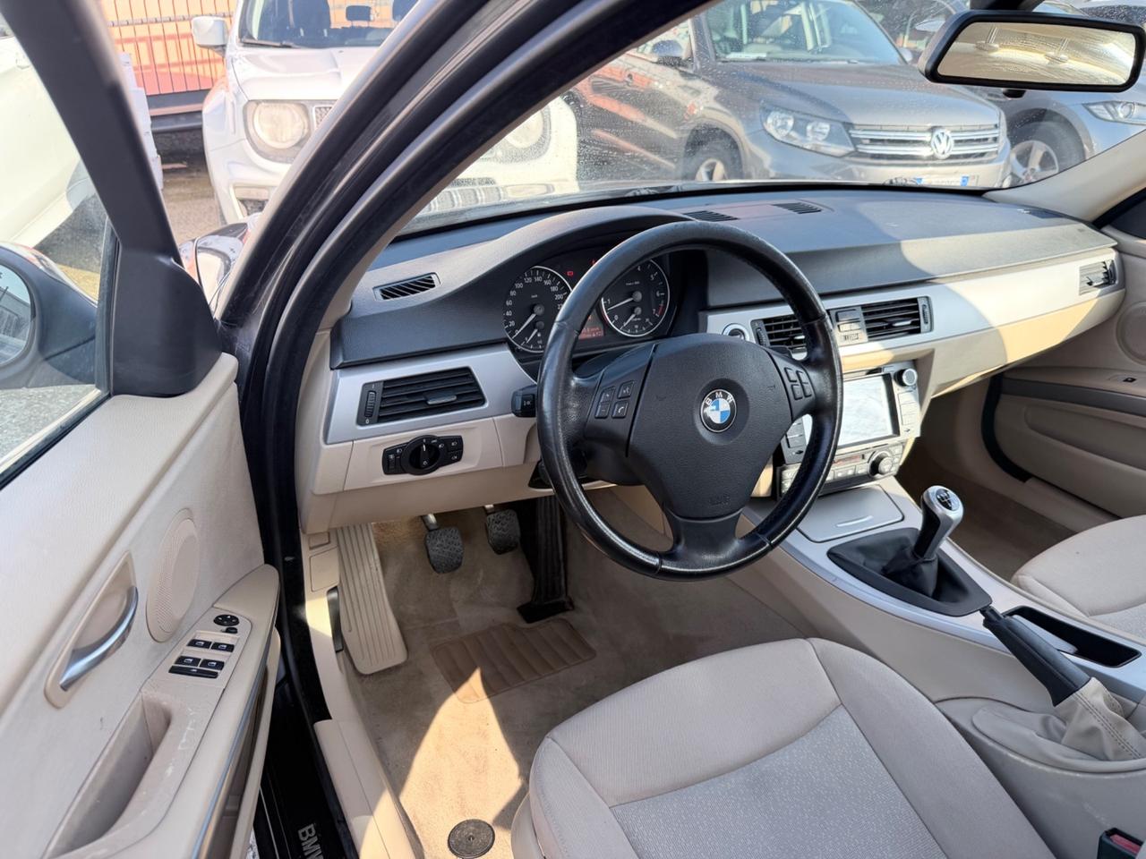 BMW 318 BENZINA 150CV BERLINA Futura