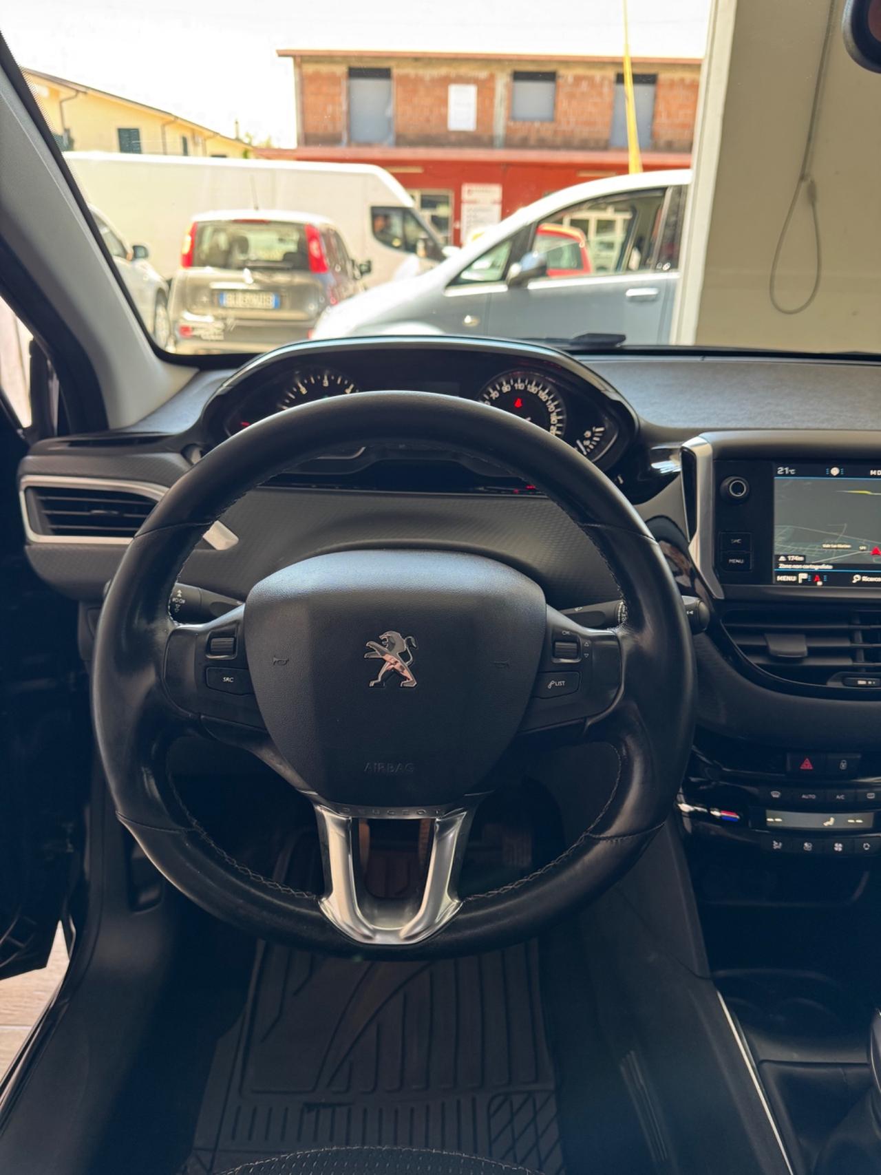 Peugeot 208 BlueHDi 100 5 porte GT Line