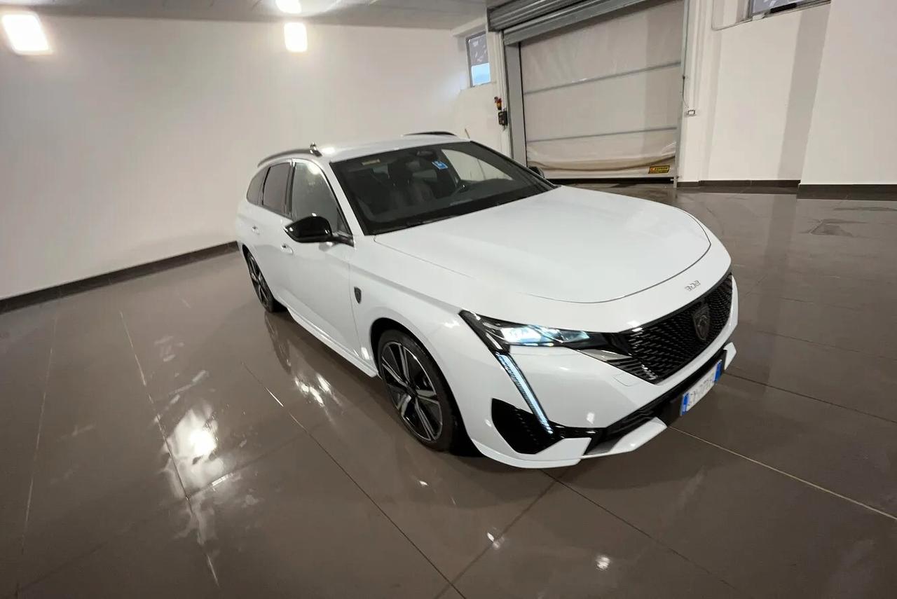 Peugeot 308 Hybrid 136 e-DCS6 SW GT