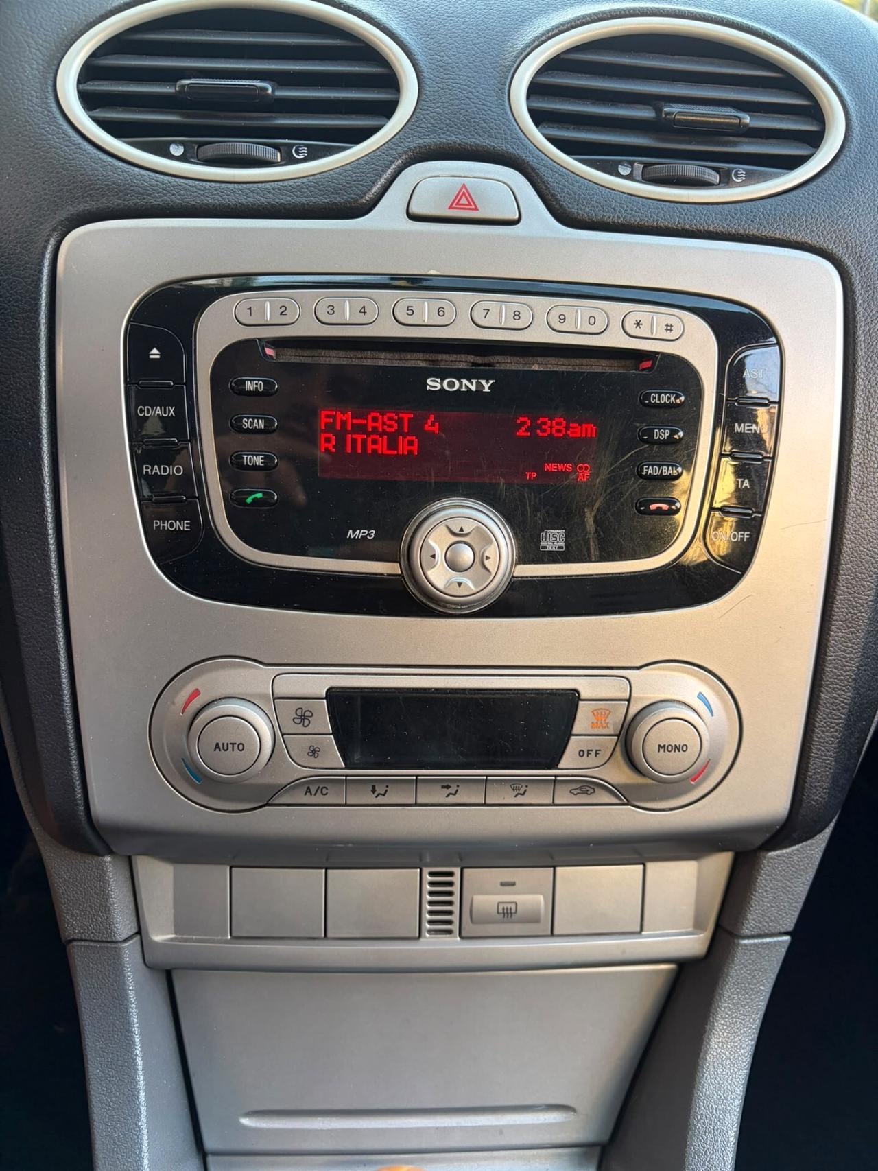Ford Focus 1.6 TDCi (90CV) SW Tit.