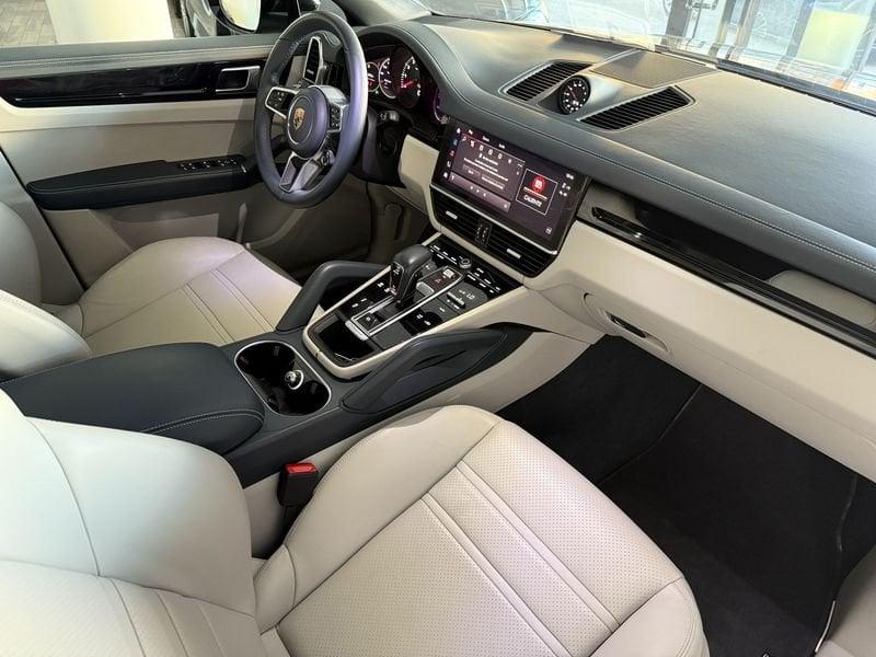 Porsche Cayenne Coupè Cayenne Coupe 3.0 tiptronic 22"