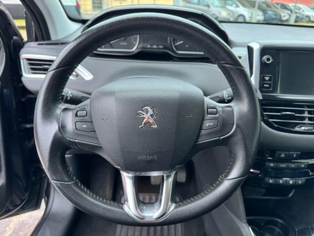 PEUGEOT 208 PureTech 82 5 porte Allure x NEOPATENTATI