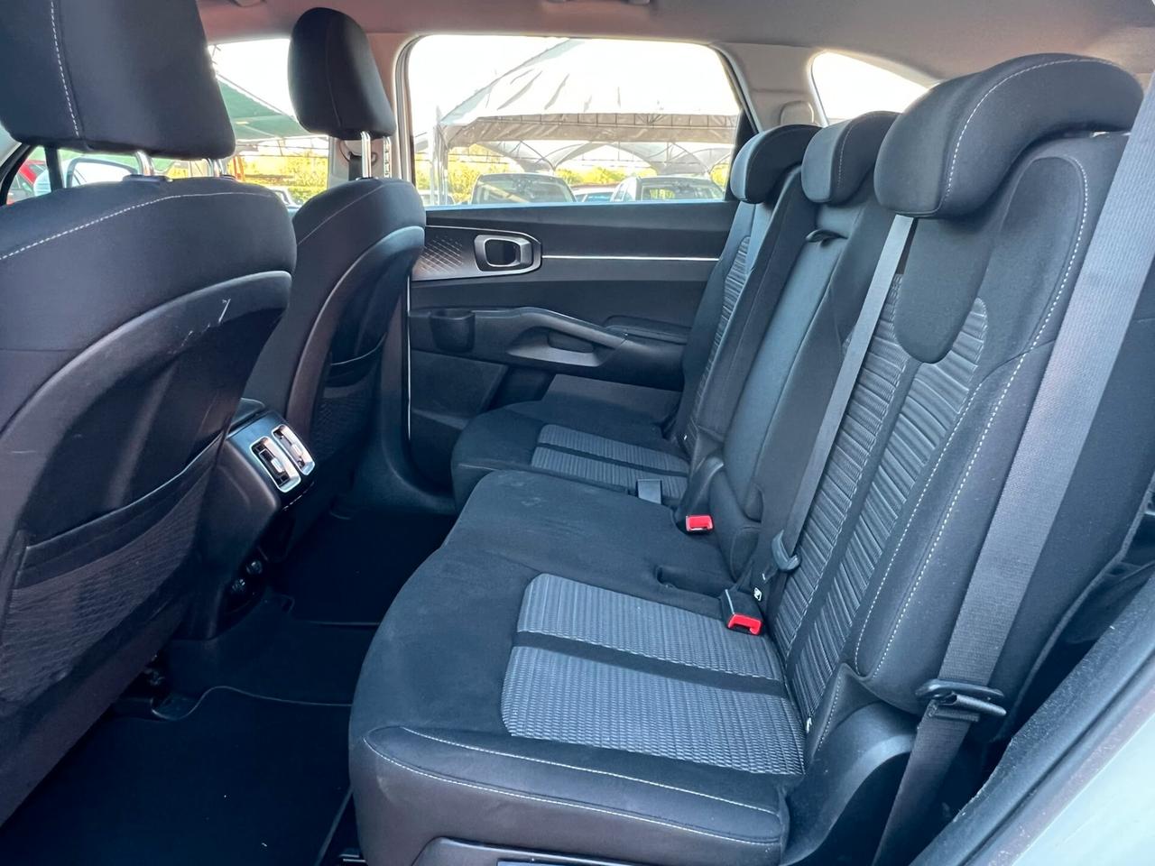 Kia Sorento 1.6 T-GDi PHEV AT6 4WD Business