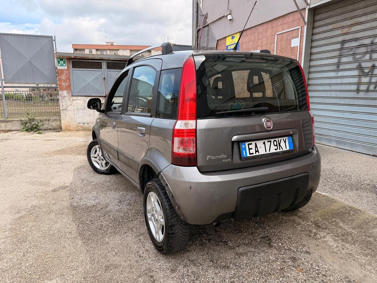 Fiat Panda 1.3 MJT 16V DPF 4x4 Climbing CON 180MILA KM