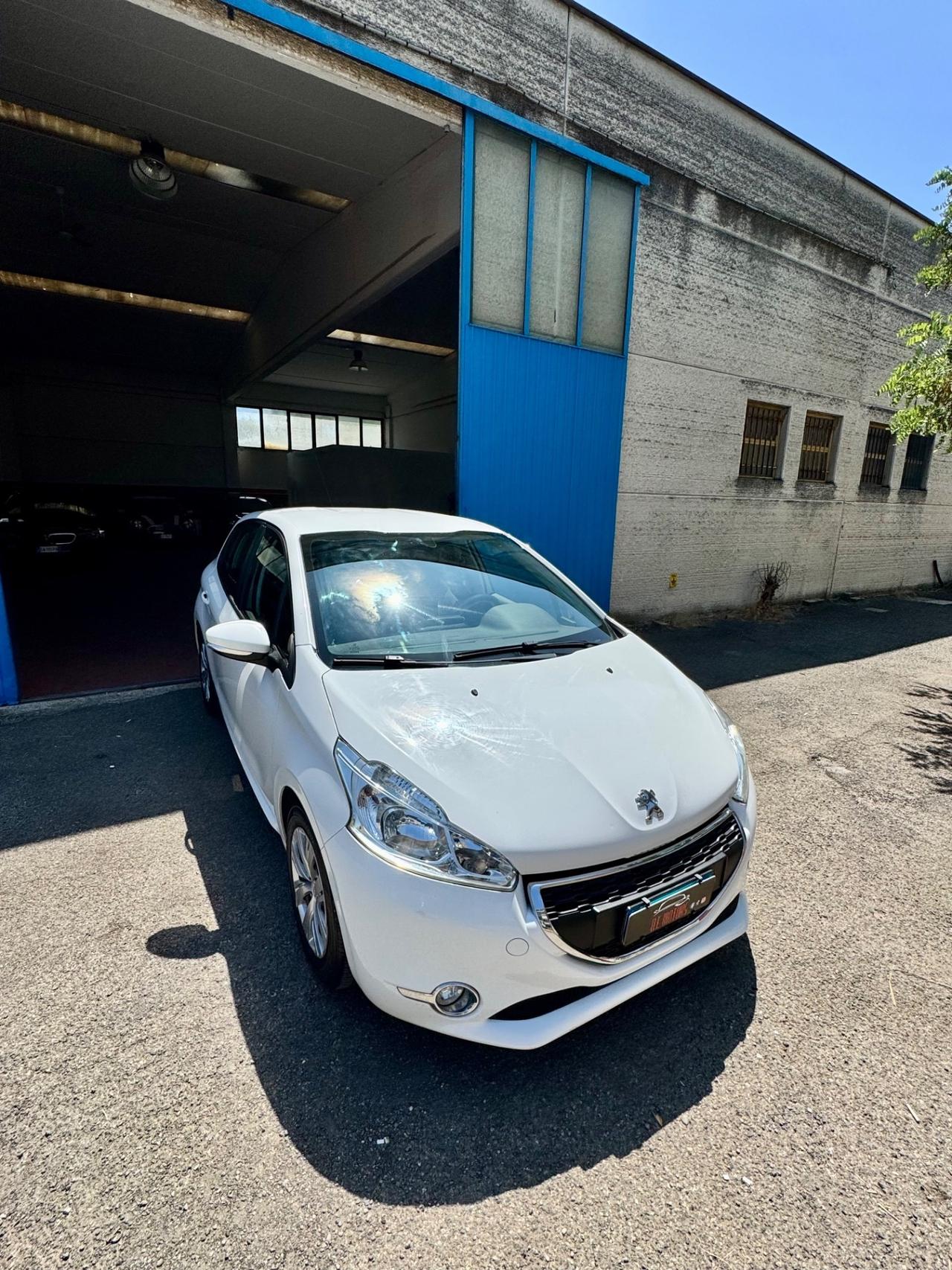 Peugeot 208 1.4 HDi 68 CV 5 porte Active