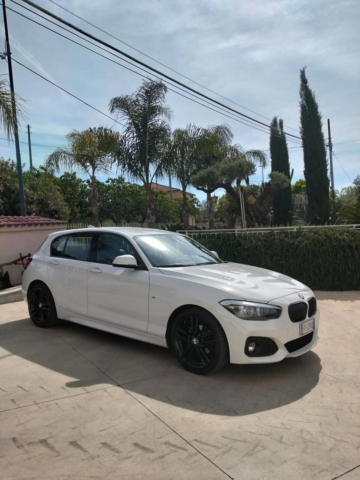 Bmw 118 118d 5p. Msport