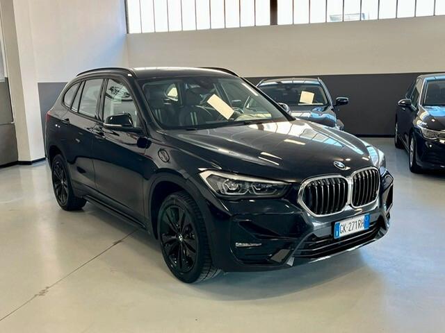 Bmw X1 sDrive18d Sport PACCHETTO LUCI INTERNO AUTOMATICO