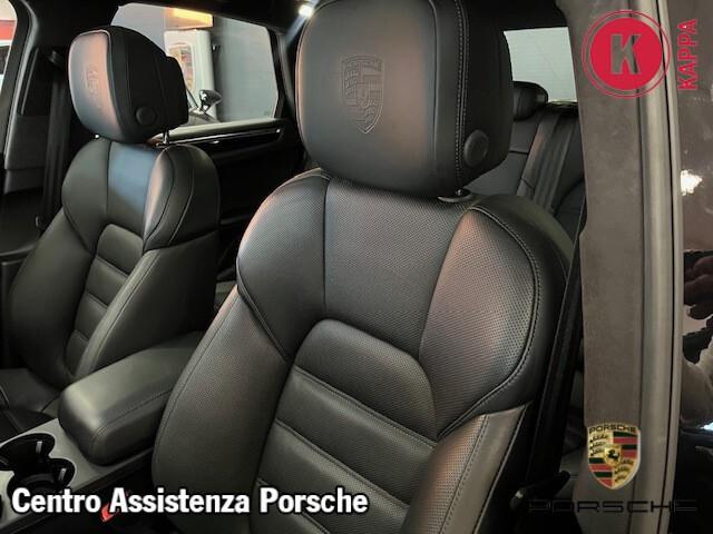 Porsche Macan 2.9 Turbo