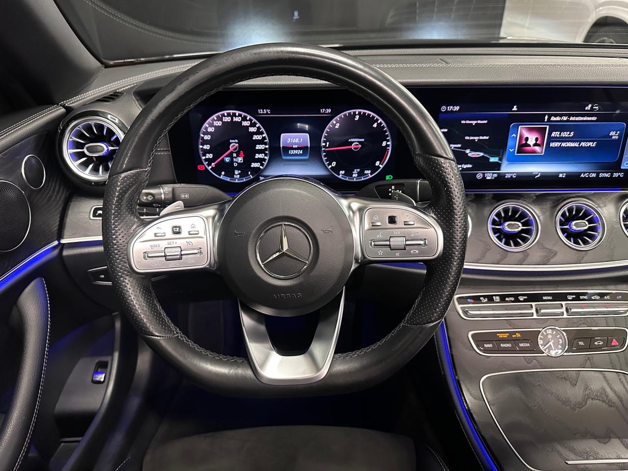 Mercedes-Benz E 220 E Cabrio 220 d Premium Plus auto