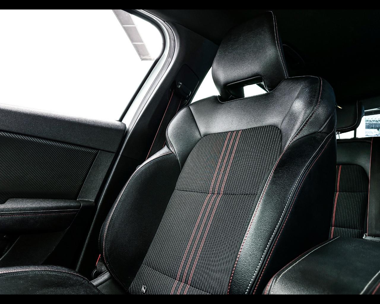 RENAULT Clio 5ª serie - Clio Full Hybrid E-Tech 140 CV 5 porte R.S.