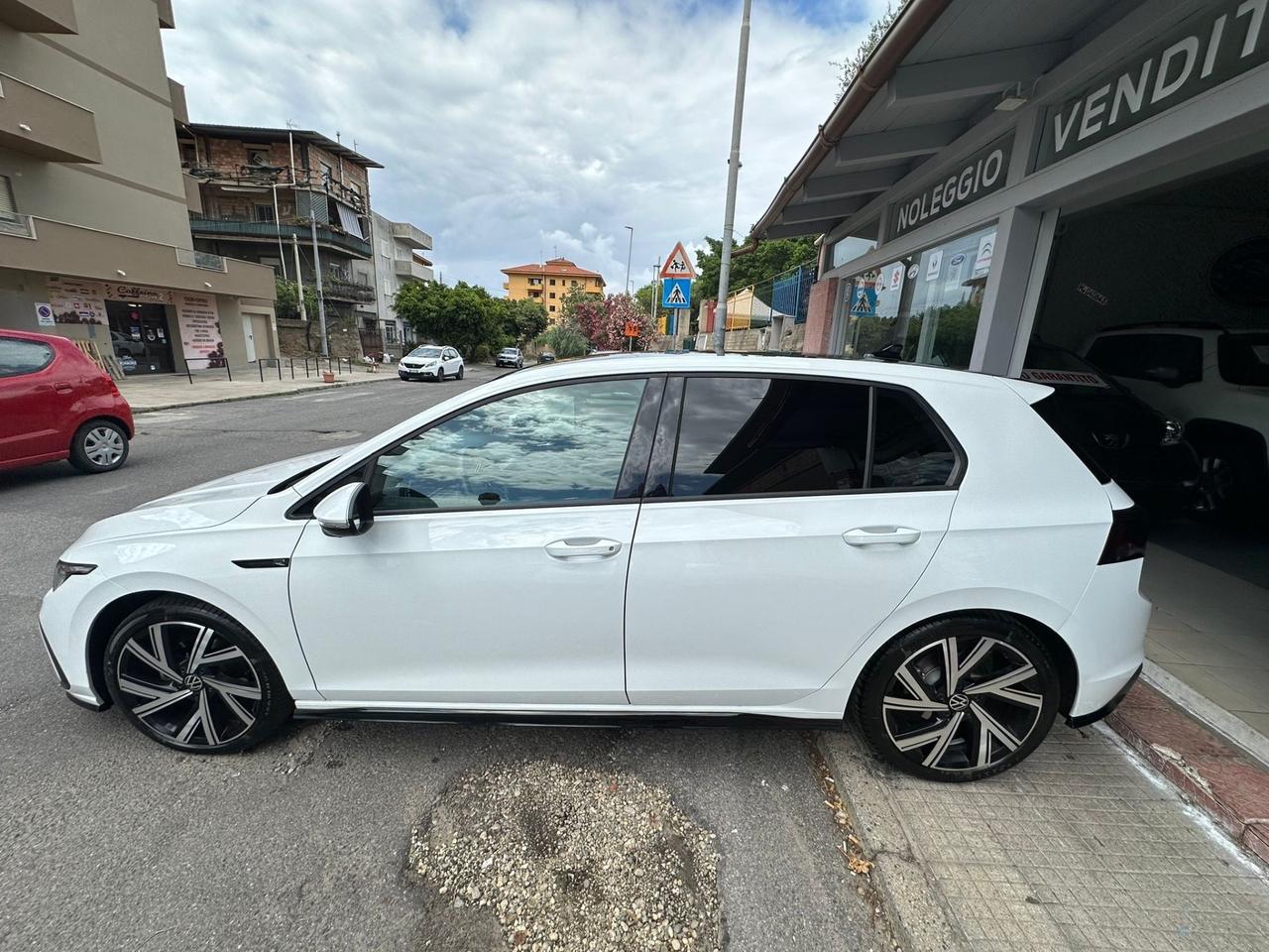 Volkswagen Golf 2.0 TDI 150 CV SCR R-Line