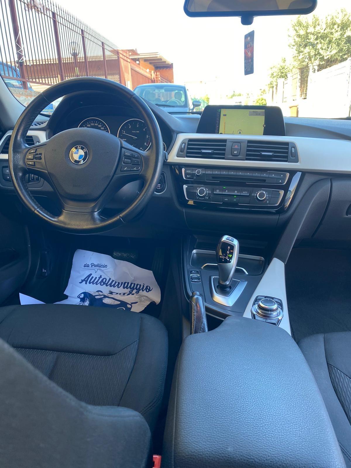 Bmw 320d Xdrive Fine 2015 Full Navi TAGLIANDATA