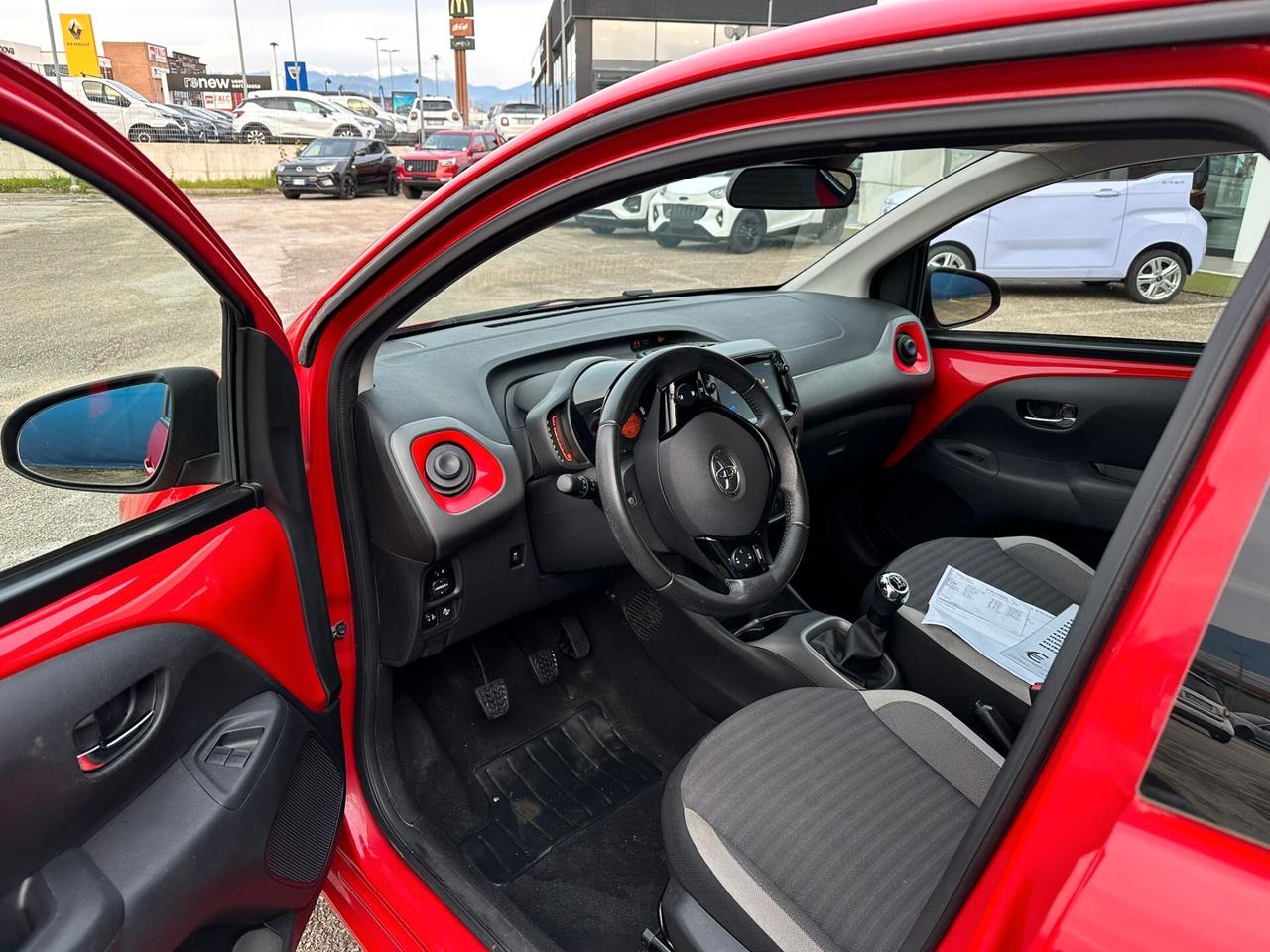 Aygo 5p 1.0 x-cite 72 cv