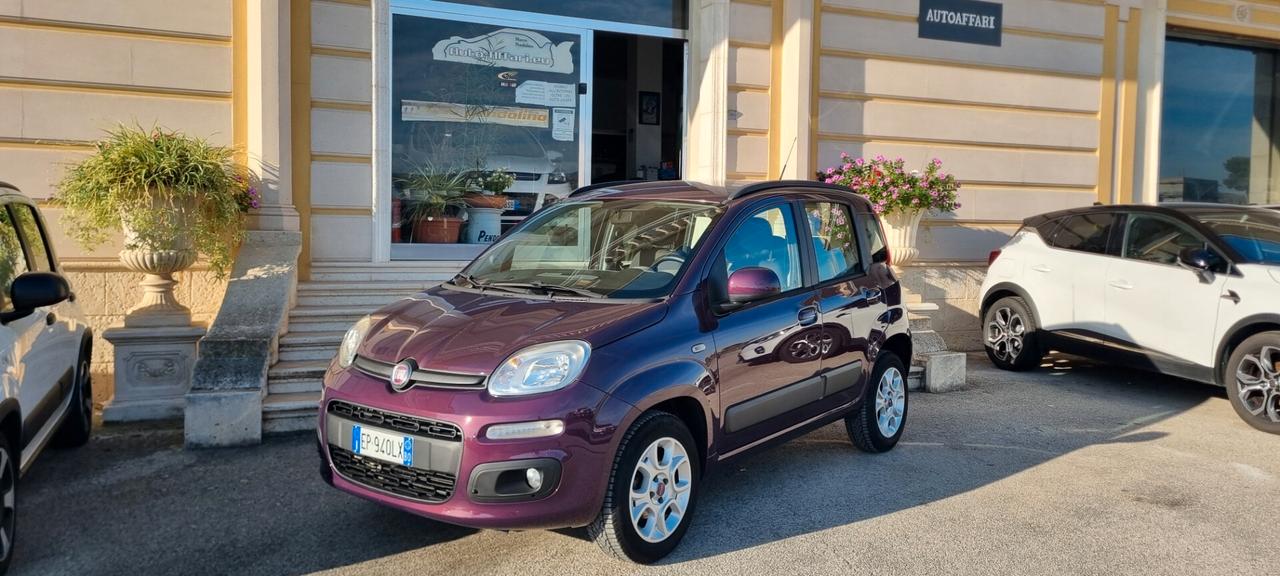 Fiat Panda 0.9 TwinAir Turbo Natural Power Lounge