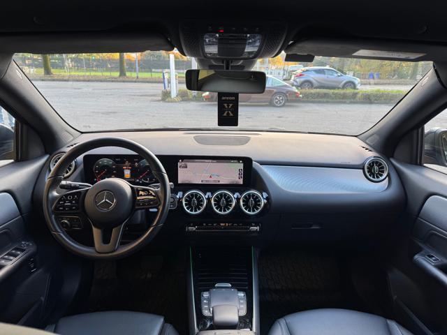 MERCEDES-BENZ GLA 200 d Automatic Premium