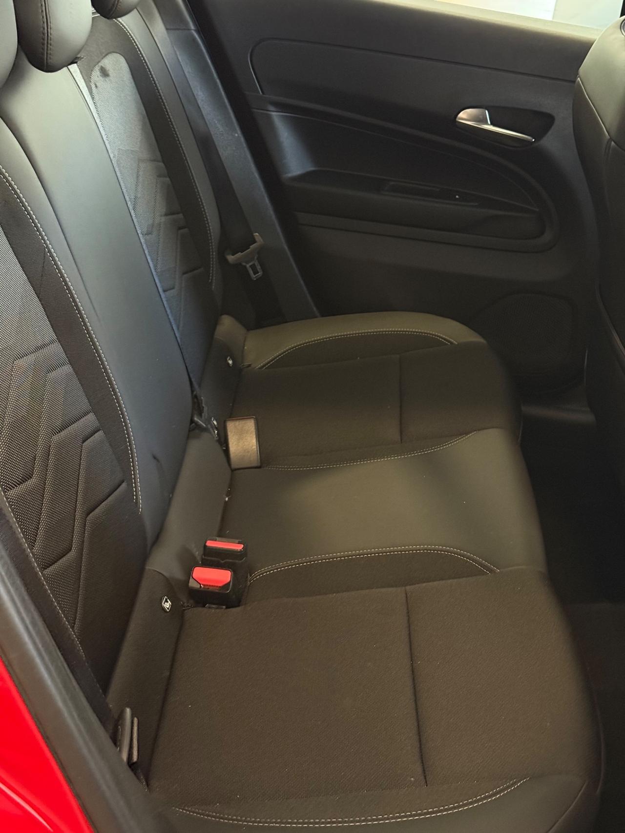 Jeep Avenger 1.2 Turbo 100 CV Summit