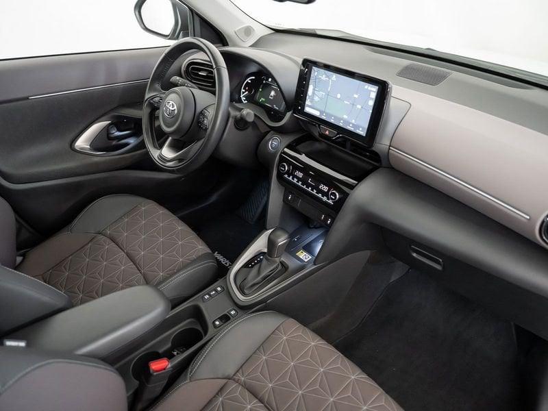 Toyota Yaris Cross 1.5 Hybrid 5p. E-CVT AWD-i Lounge