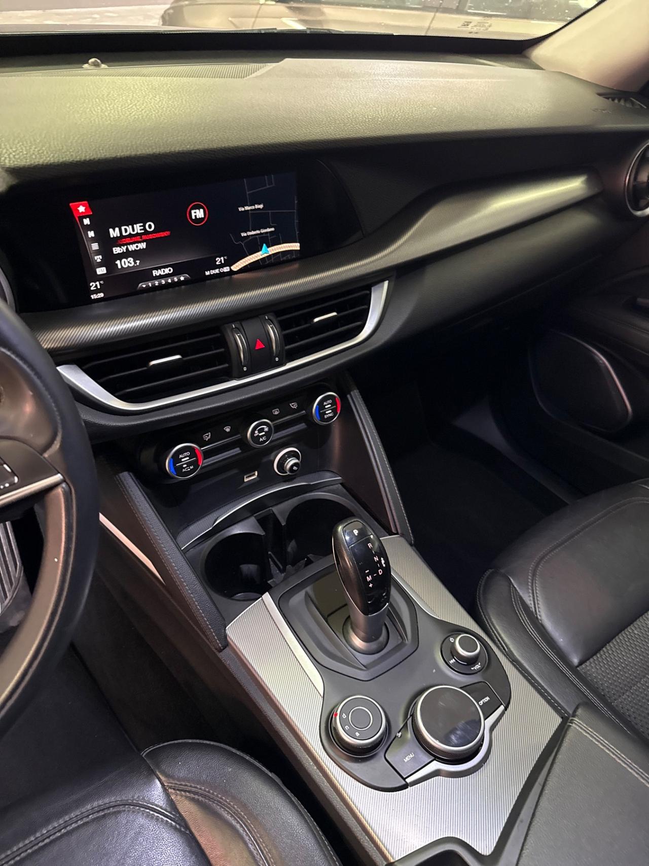 Alfa Romeo Stelvio 2.2 Turbodiesel 210 CV AT8 Q4 Executive